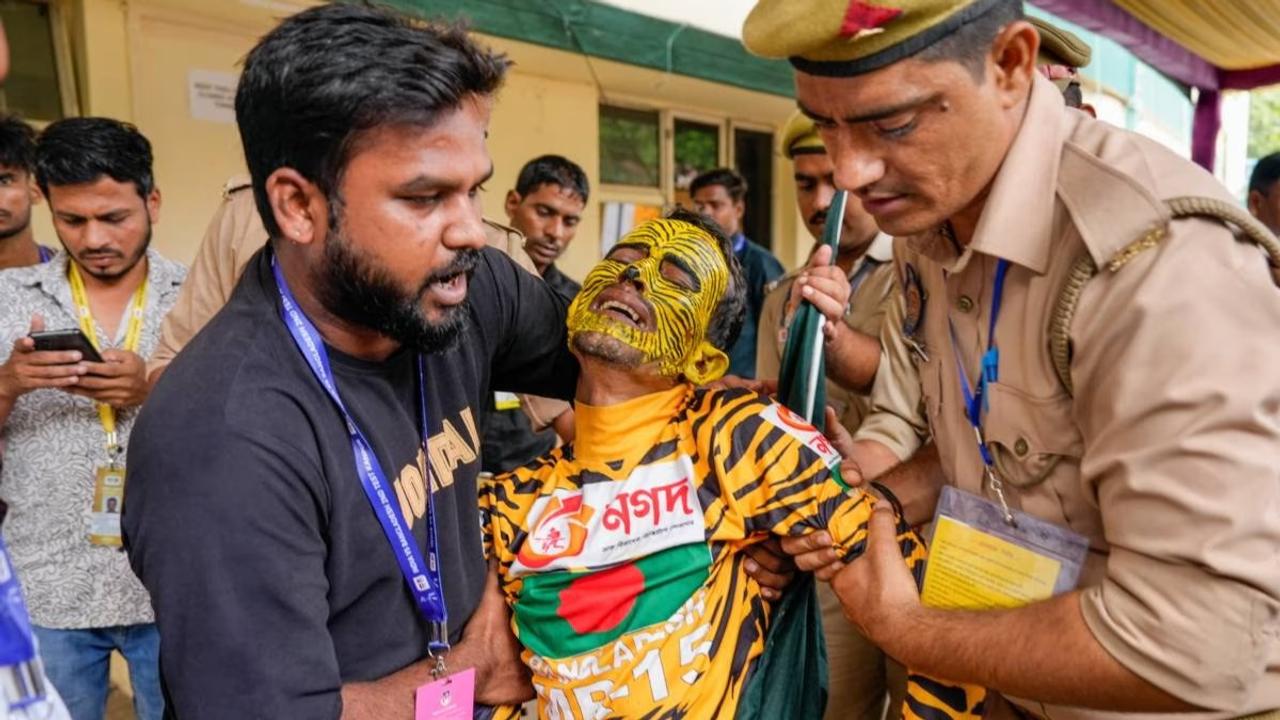 bangladeshi cricket fan tiger roby deported to his country