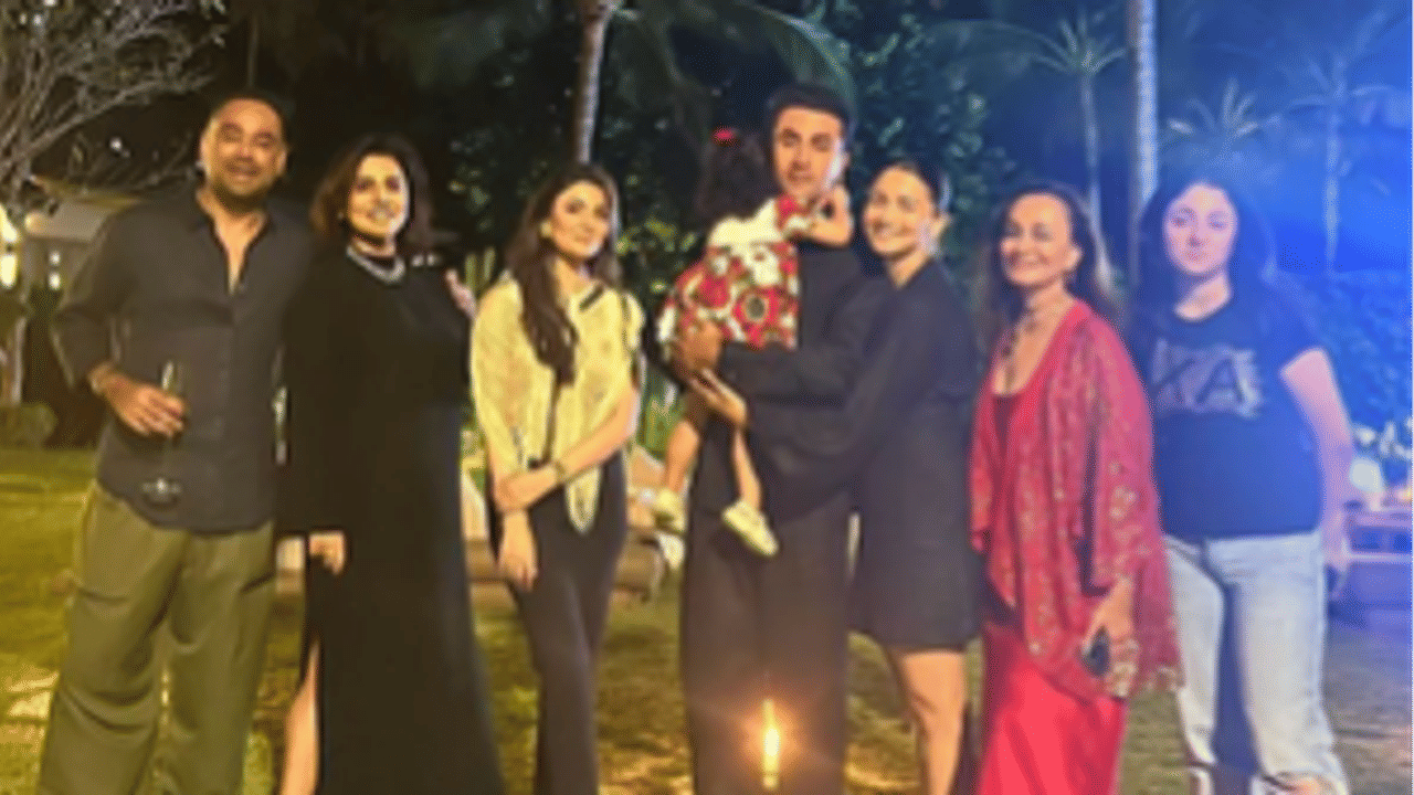 Kapoor Family New Year Celebration