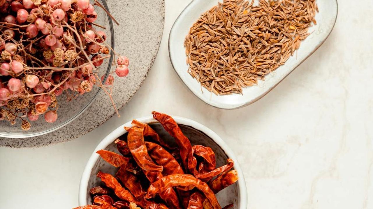 Indian spices have not been banned in Singapore and Hong Kong, Centre told Lok Sabha on Friday