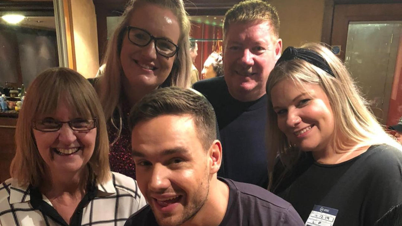 Liam Payne with his family.