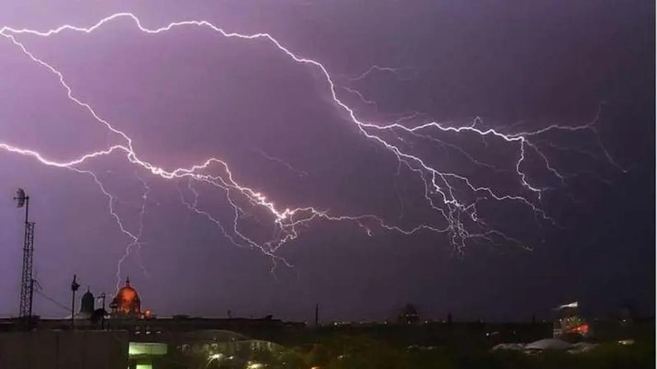 10 killed in lightning in Bihar