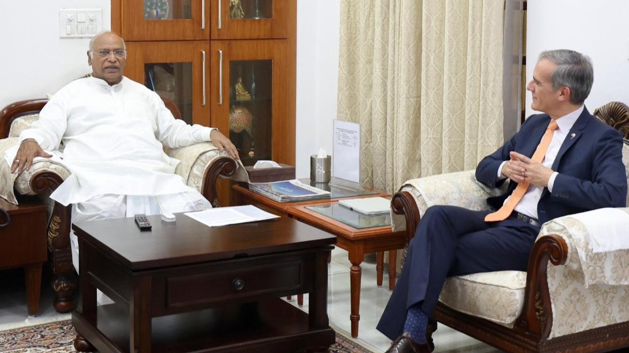 Mallikarjun Kharge meets Eric Garcetti