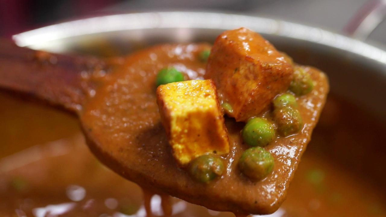 matar paneer