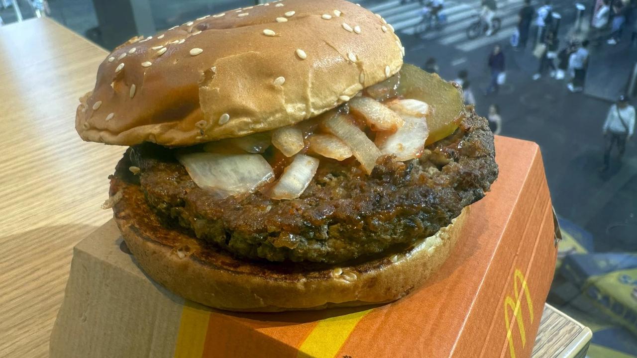 McDonalds 'Quarter Pounder' hamburgers have been linked with E. Coli outbreak in the US.