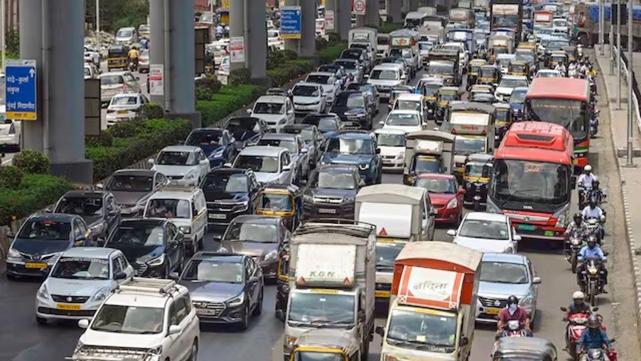 Mumbai Traffic Advisory: Major Disruptions Expected Around BKC Due to Global Fintech Fest 2024