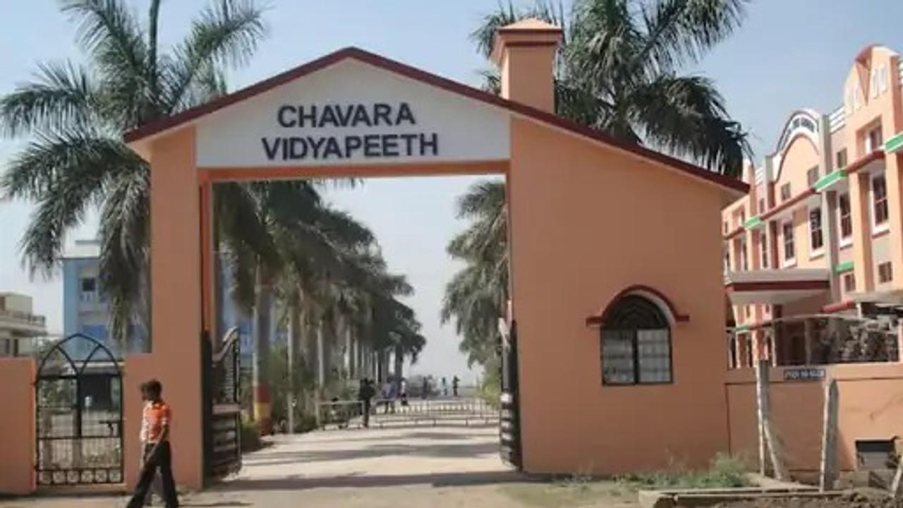 Muslim Teacher beats student for chanting ‘Radhe Radhe’ in Chavara Devi Vidyapeeth School in MP's Narsinghpur