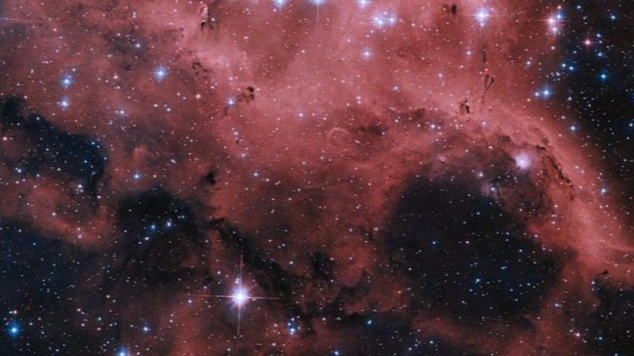 Nasa's Hubble Telescope Snaps 'Sparkling Candy Floss' like image in space