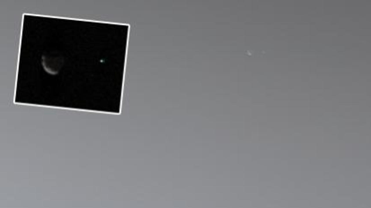 NASA’s Curiosity Rover Captures First-Ever Photo of Earth with Mars' Moon PhobosNASA’s Curiosity Rover Captures First-Ever Photo of Earth with Mars' Moon Phobos