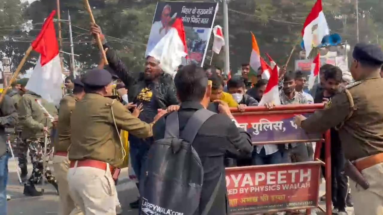 pappu yadav supporters protest in patna