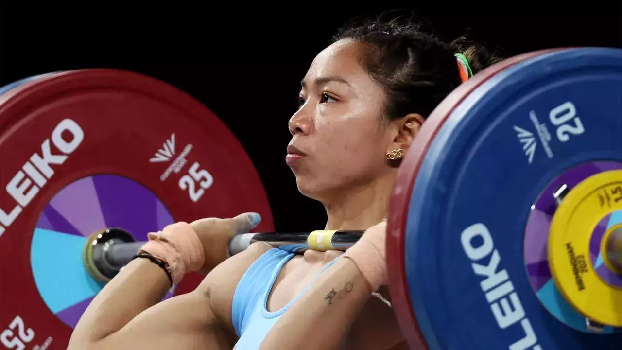 Indian weightlifter Mirabai Chanu missed medal in Paris Olympics