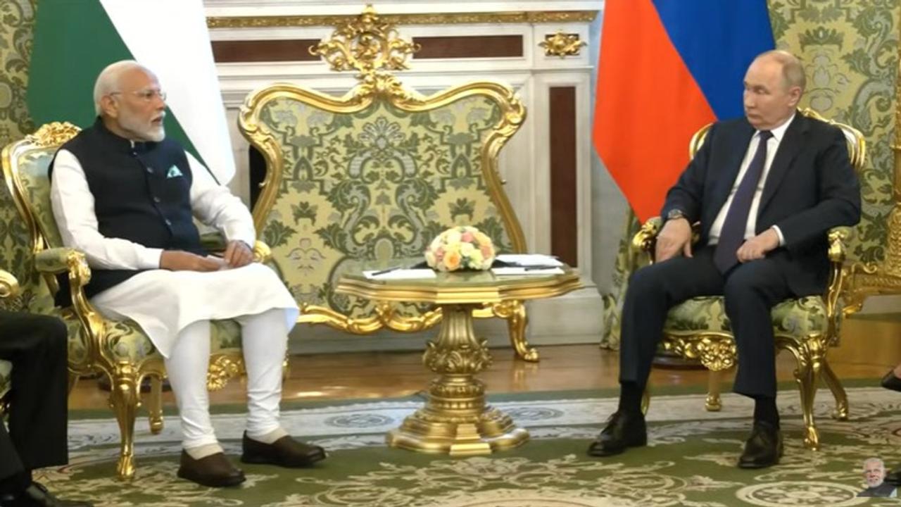 PM Modi With Putin 