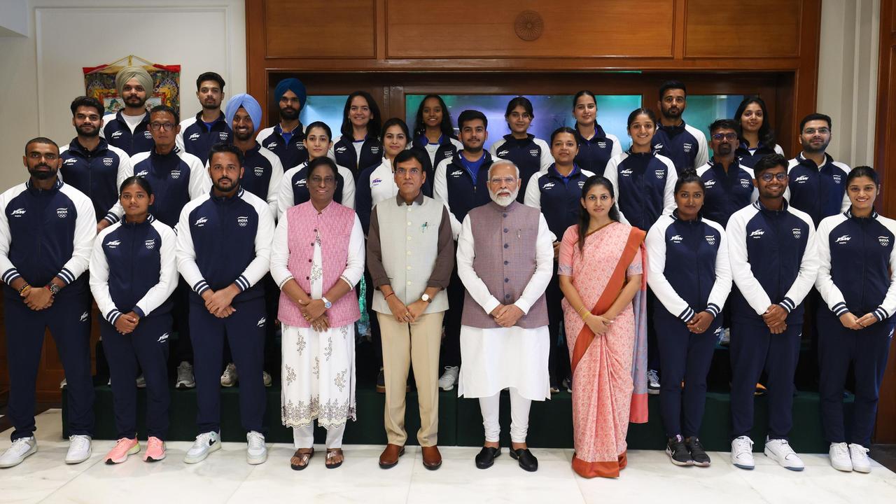 PM Modi meets Paris Olympic Indian Players