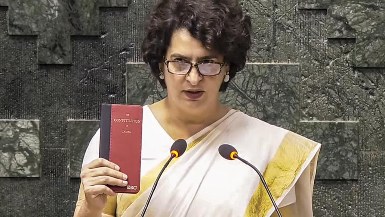 Priyanka Gandhi Dons Kasavu Saree During Her Parliament Debut In Wayanad