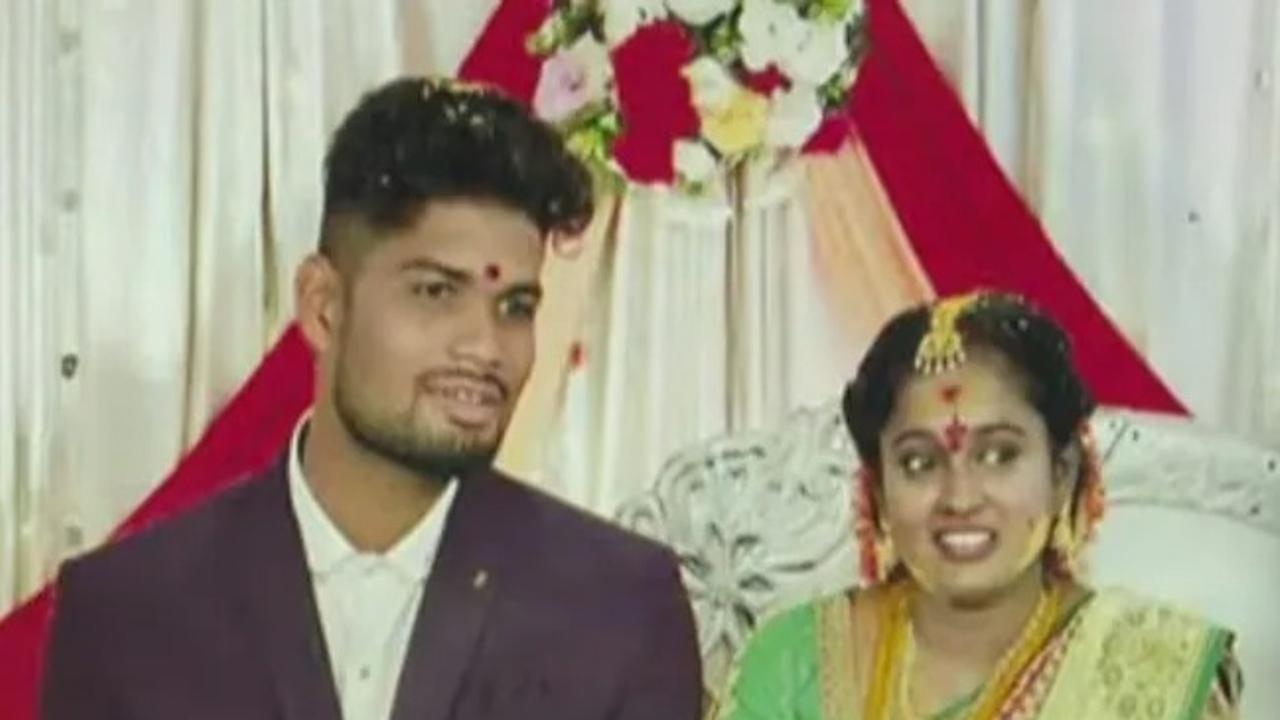 Rs 2,000 Loan Turns Deadly: Andhra Man Ends Life After Wife's Morphed Picture Goes Viral 