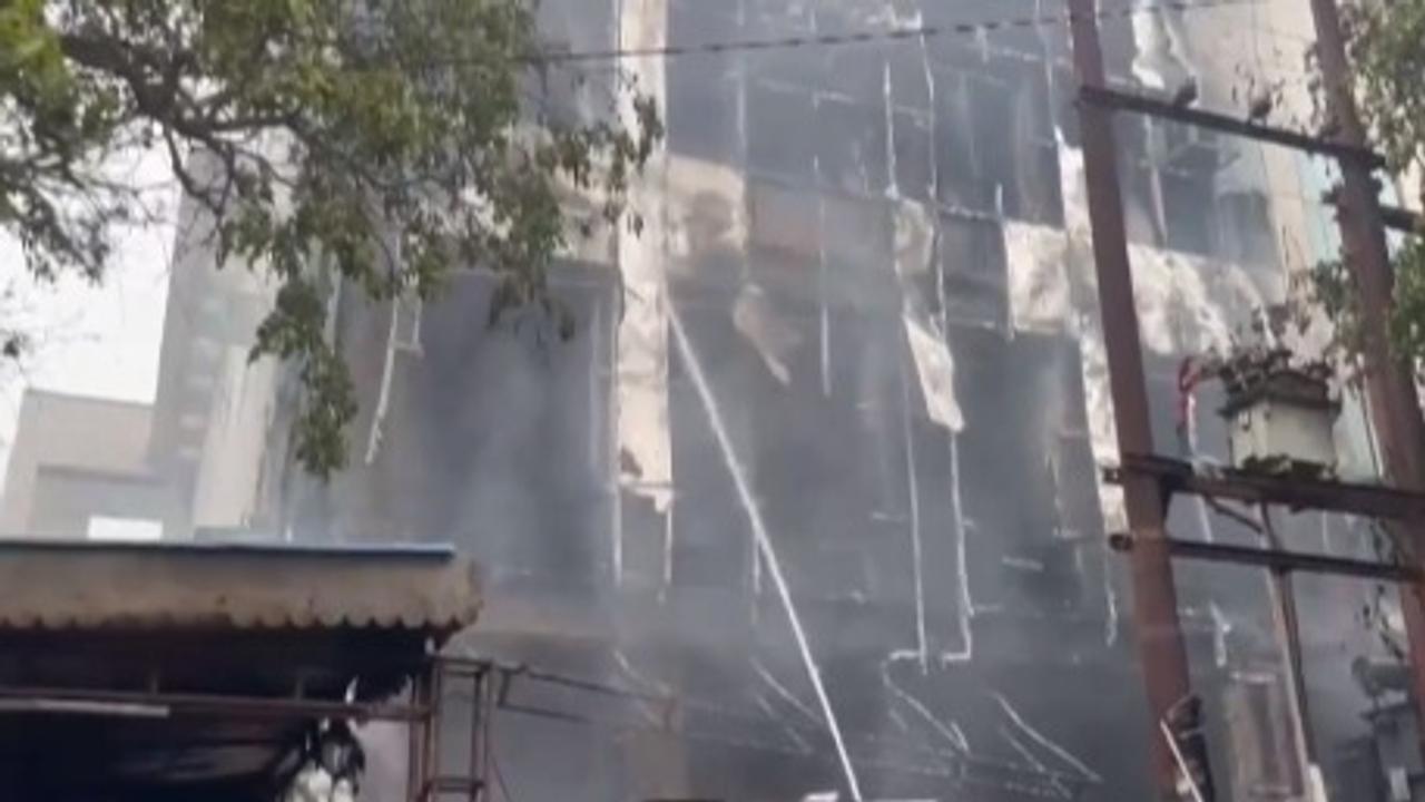 Fire Breaks out at Noida Sector 2 Office 