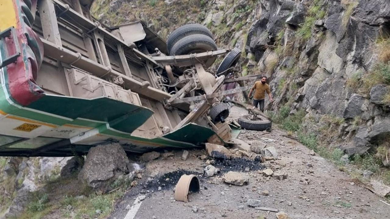 Shimla Bus Road crash in Shimla leaves two dead