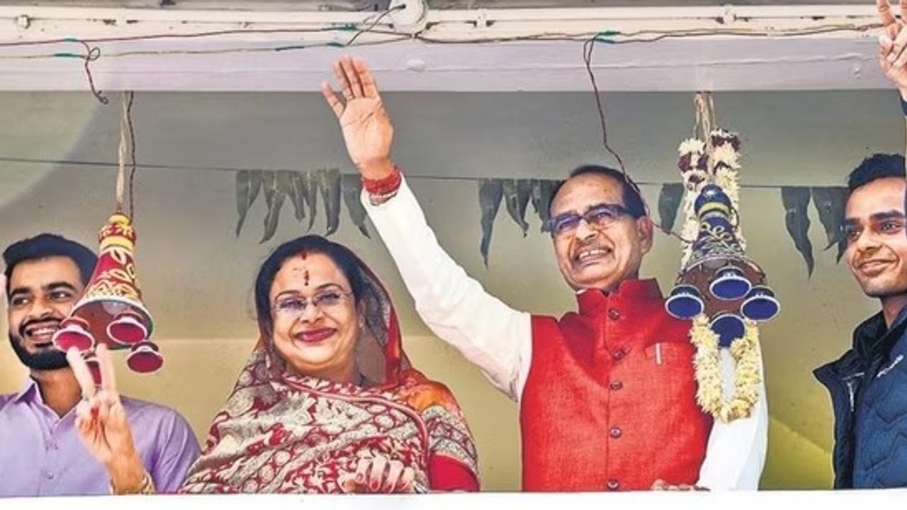 Shivraj Singh Chouhan's elder son to get engaged on Oct 17