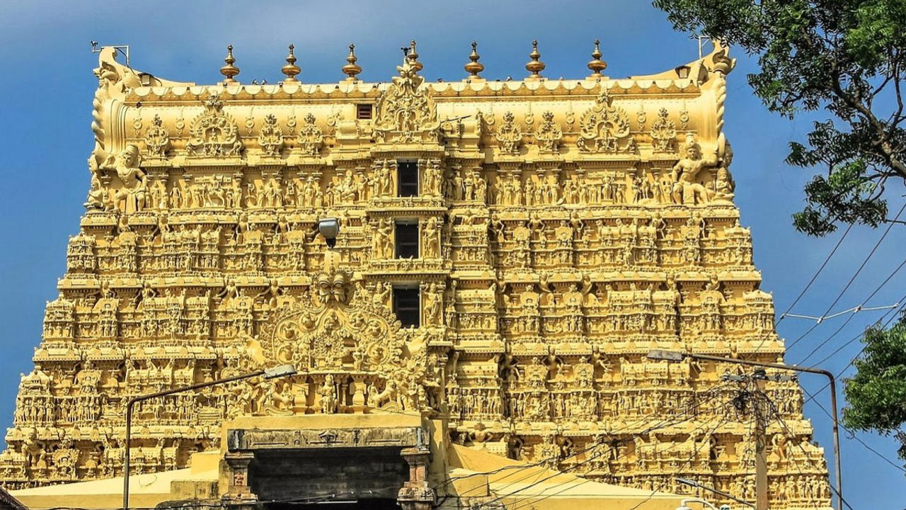 Theft at Sree Padmanabha Swamy temple: Four held