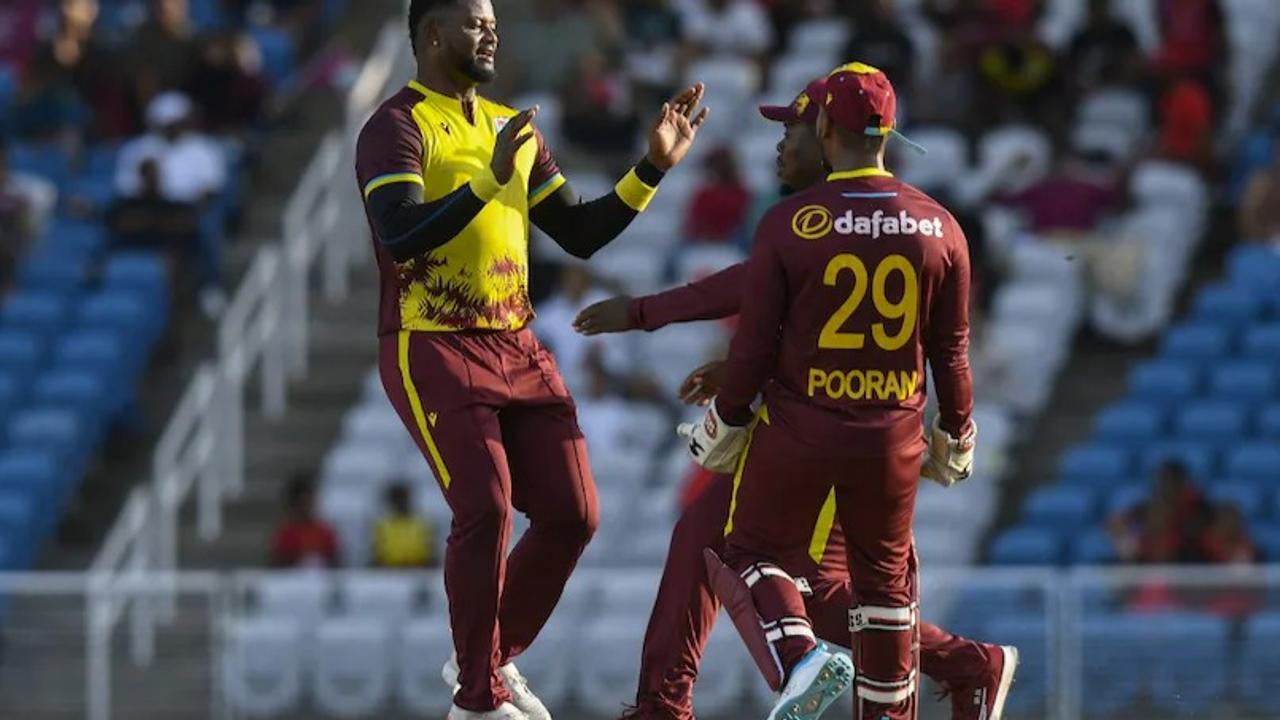 South africa lost 7 wickets on 20 runs aganist west indies wi vs sa t20 match highlights