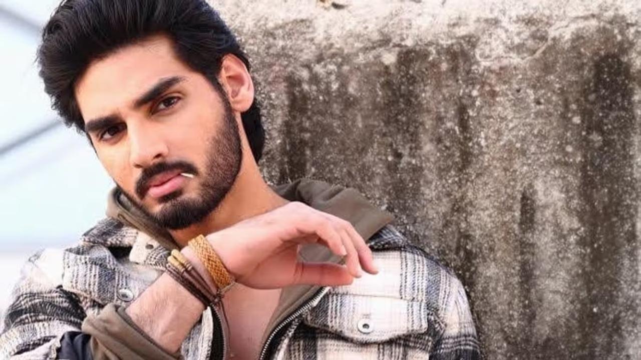 Suniel Shetty's son Ahan in Sunny Deol's Border 2