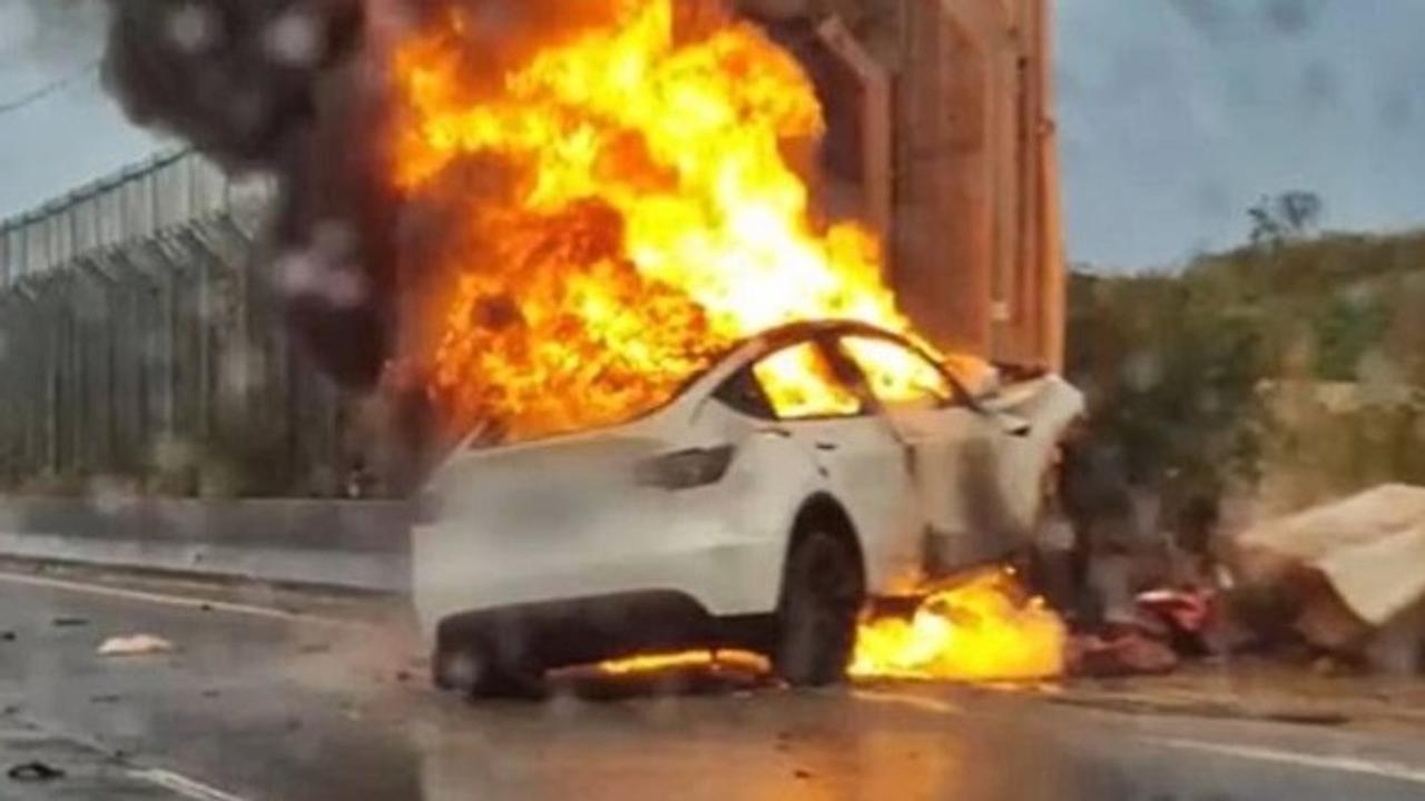 Tesla Car Crash in France