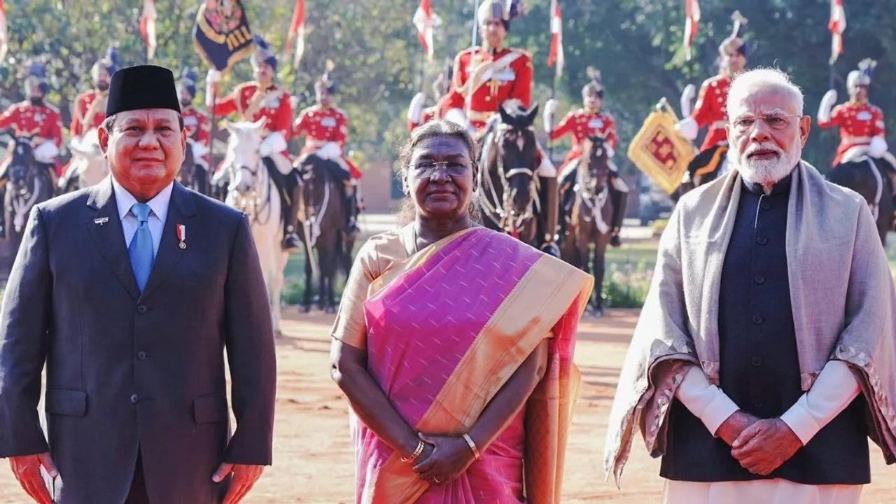 The Indonesian leader was warmly received by India's Minister of State for External Affairs, Pabitra Margherita, and Foreign Minister S Jaishankar.