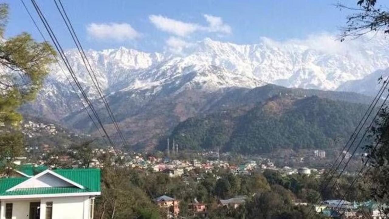 Trekking Above 3,000 Metres in Dhauladhar Range Prohibited for Public Safety