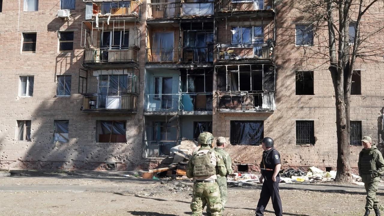 Ukrainian authorities asked people to leave the Pokrovsk city