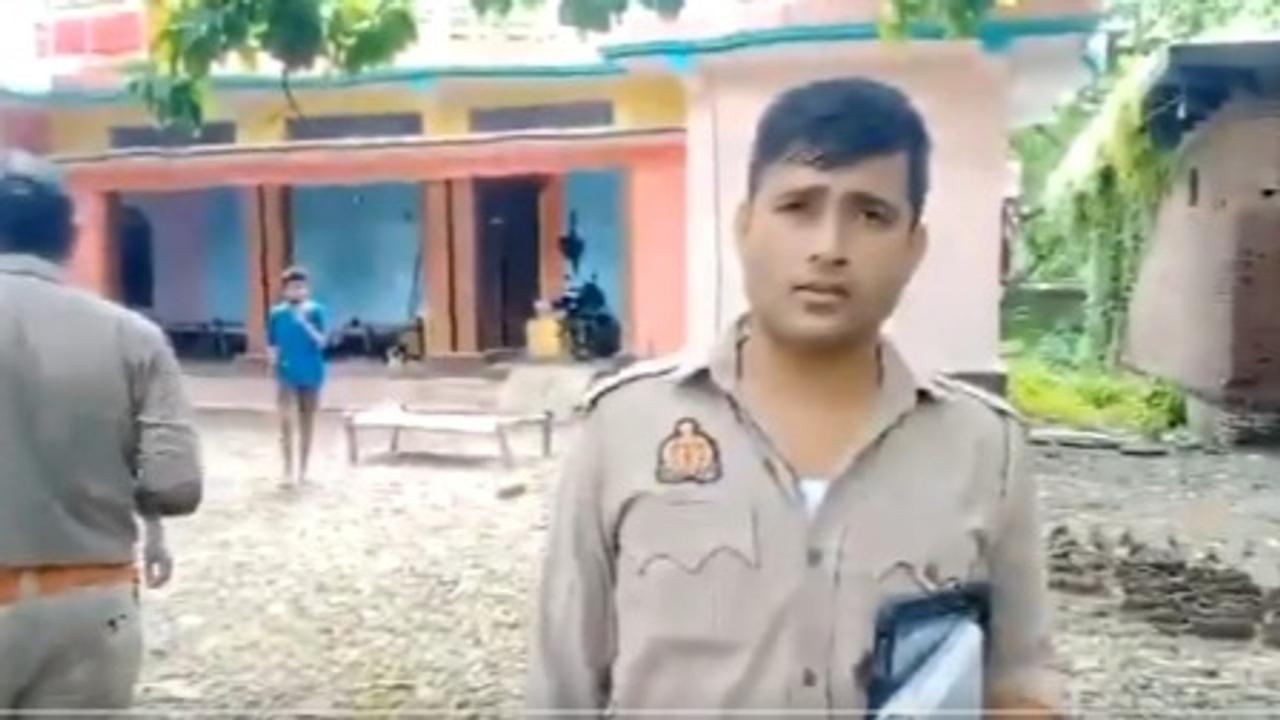 UP Police slaps journalist