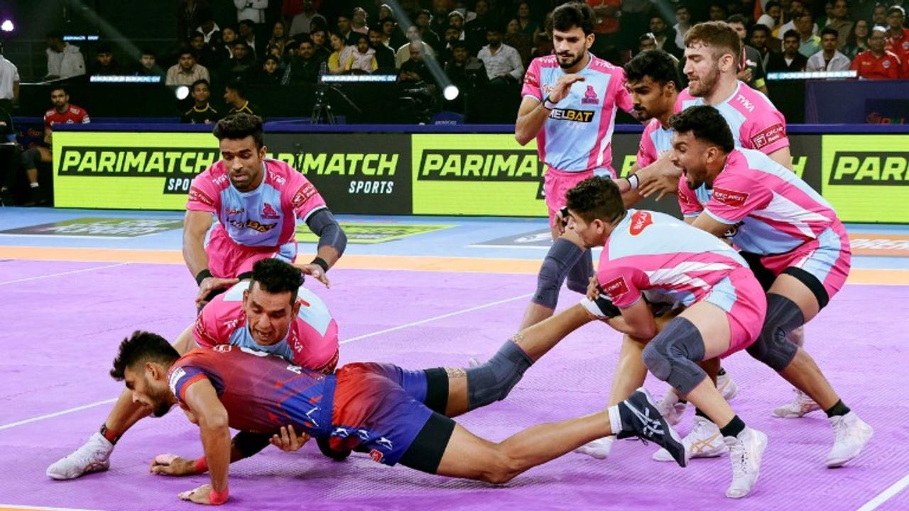 UP Yoddhas vs Jaipur Pink Panthers