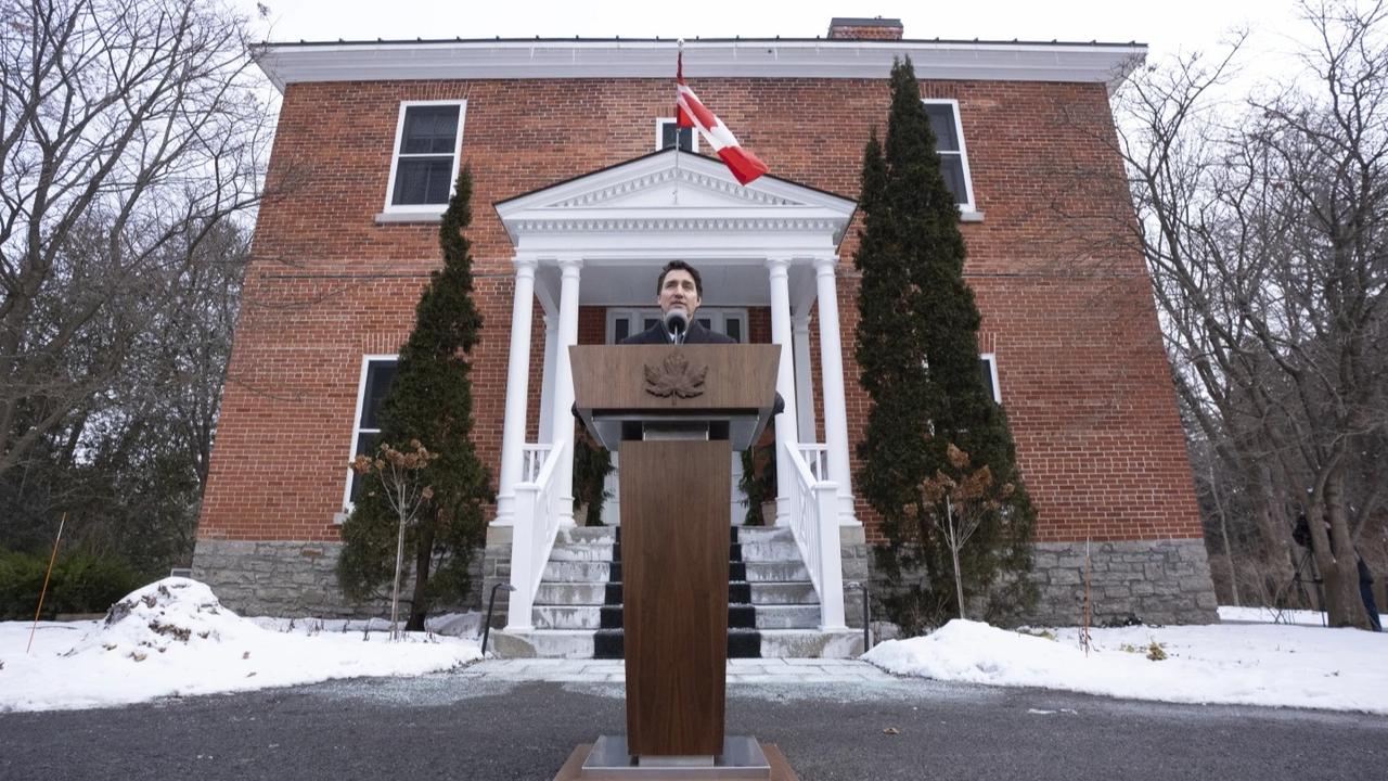 Video Goes Viral: Strong Winds Blow Away Justin Trudeau’s Resignation Moments Before Announcement proofread