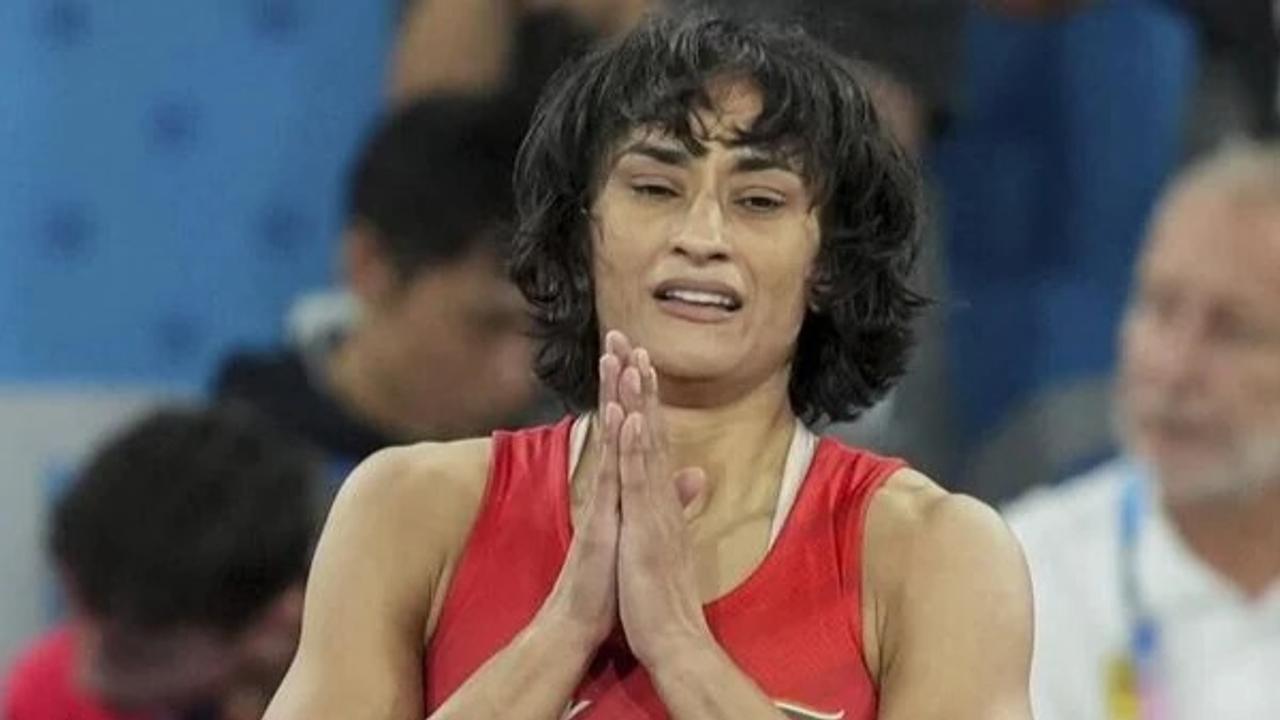 vinesh phogat can claim silver medal on this uww rule loophole