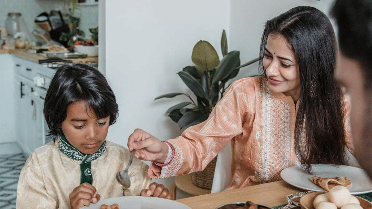 What are Indians eating on rainy days?