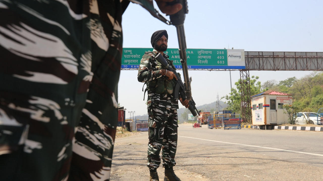 5 Mega Anti-Terror Operations Underway After Recent Attacks in Jammu Region; 59 Detained for Questioning