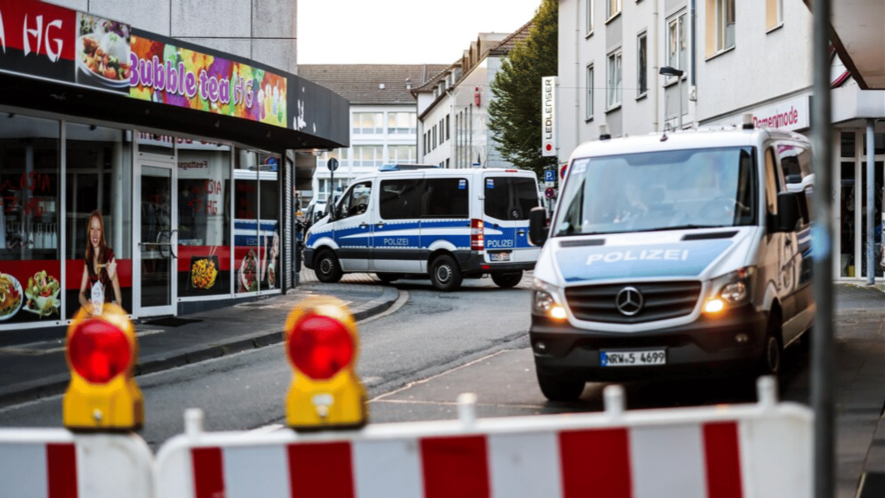 Germany Knife Attack: Police Search for an Attacker Who Killed 3 in German City of Solingen