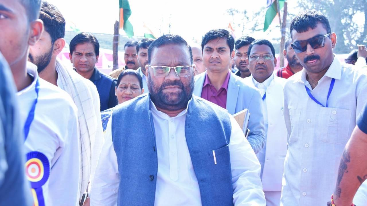 Swami Prasad Maurya Floats New Party 