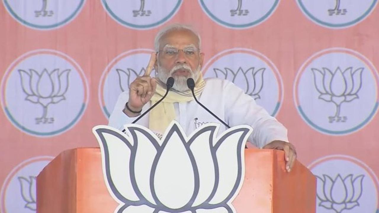 pm narendra modi in amroha