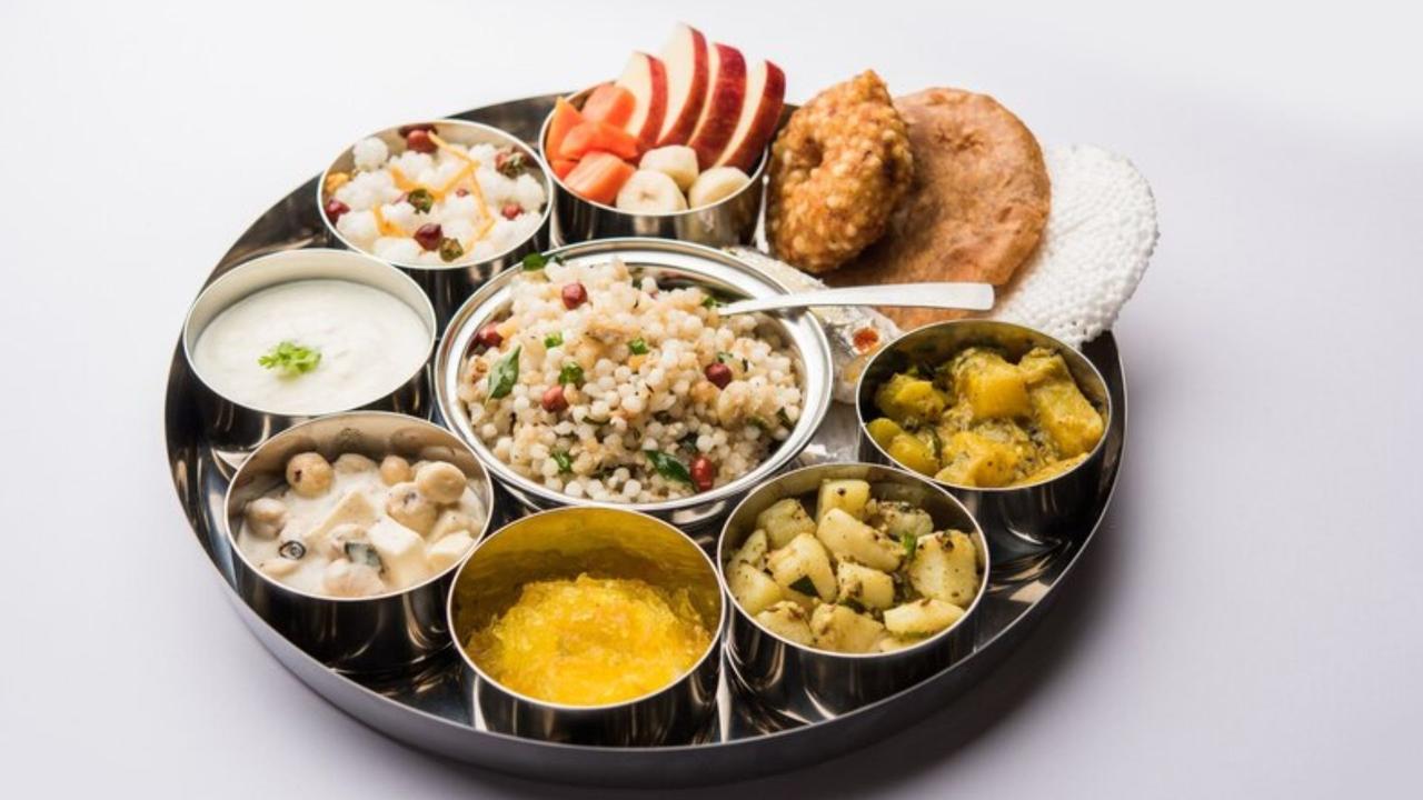 navratri vrat thali