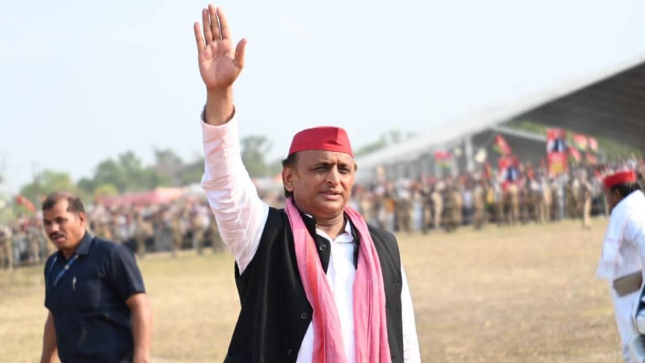 akhilesh yadav