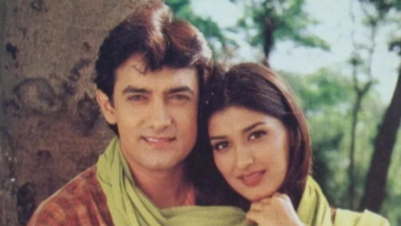 Aamir Khan,Sonali Bendre in Sarfarosh