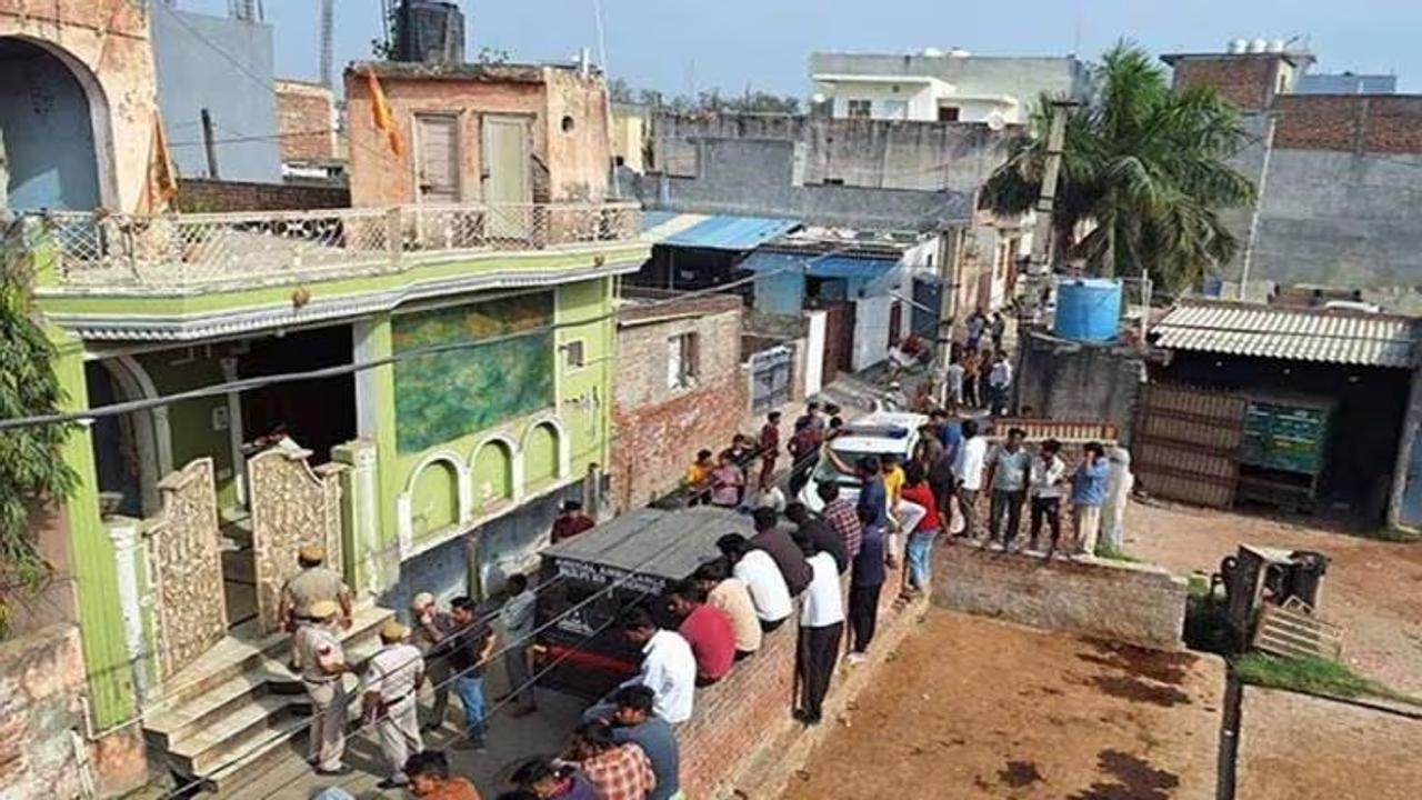 Delhi leopard entered village in Wazirabad