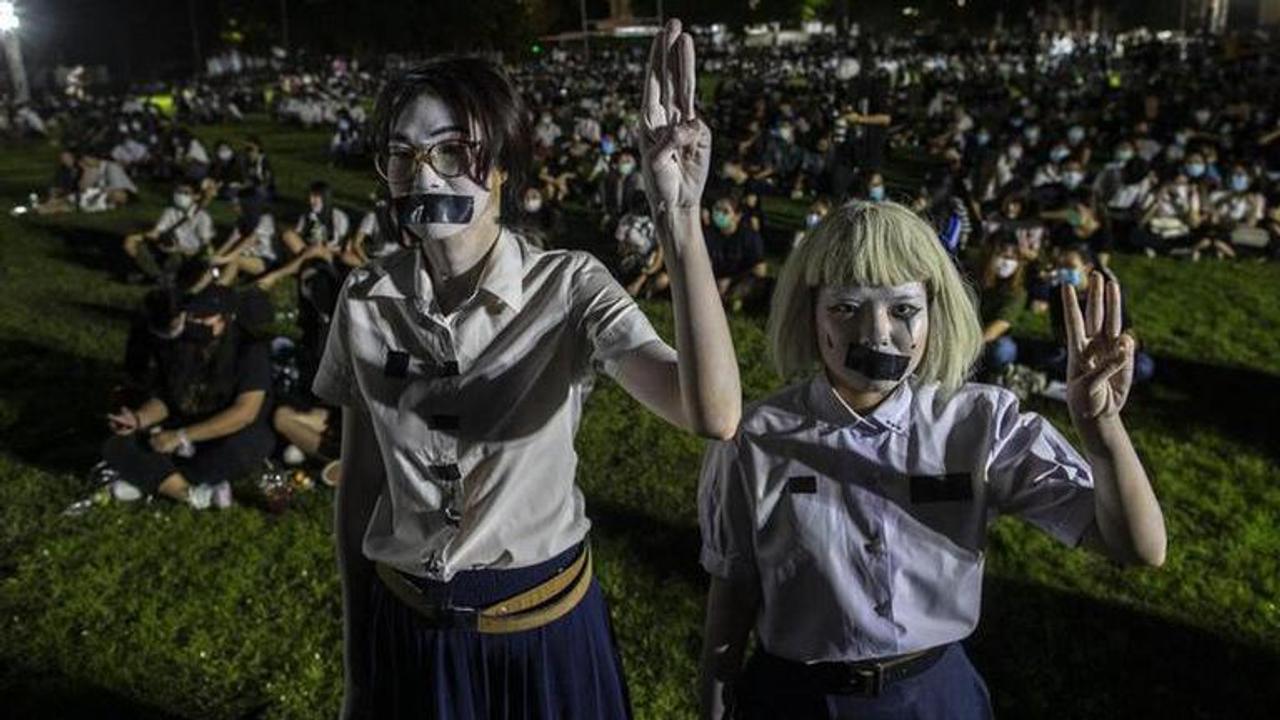 Thailand's student-led anti-government protests grow