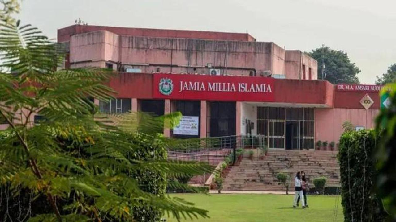 jamia millia islamia