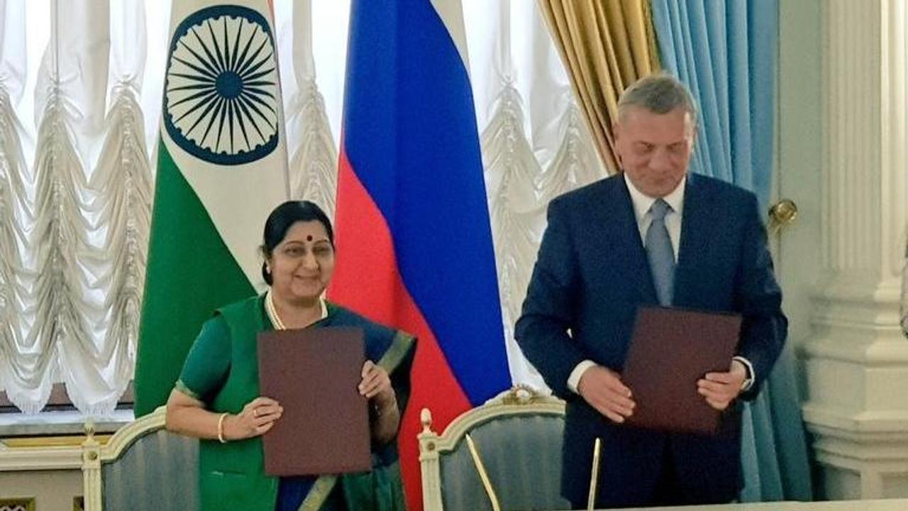 Sushma Swaraj Held Bilateral Talks With Russian Deputy Prime Minister Yuri Borisov