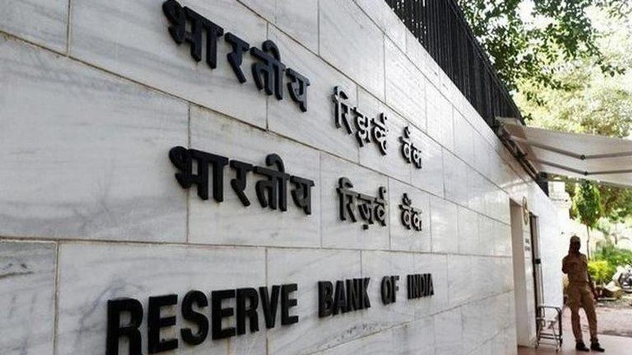 RBI lowers economic growth forecast to 7 per cent for FY20