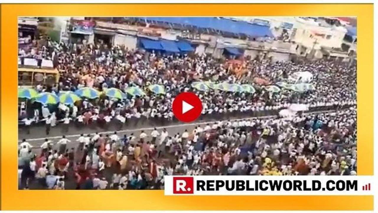 Jagannath Puri Rath Yatra: 1200 volunteers form a human chain to ensure free passage of ambulance, netizens laud the humane gesture