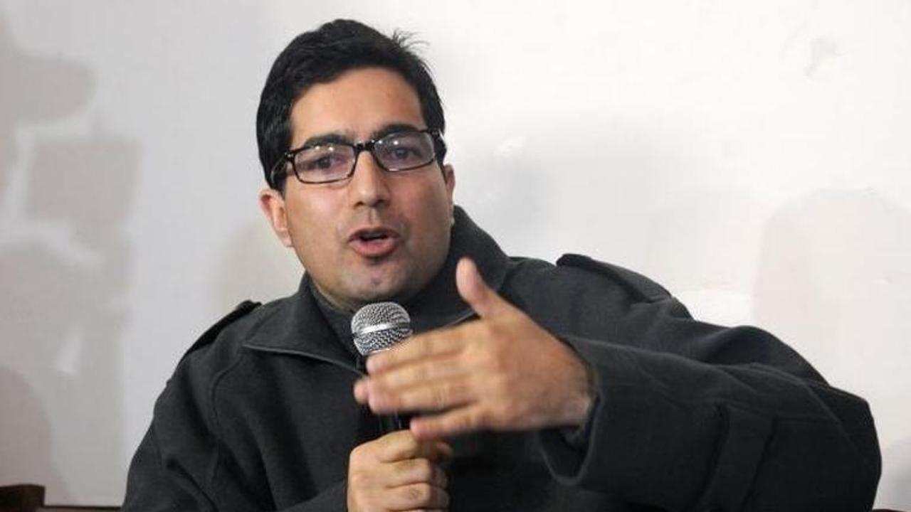 J&K: Shah Faesal stirs strife, says 'no celebration till everything snatched is returned, insults avenged'