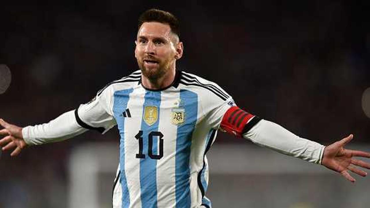 indian cricketer harbhajan singh stunned by the news of messi coming to india