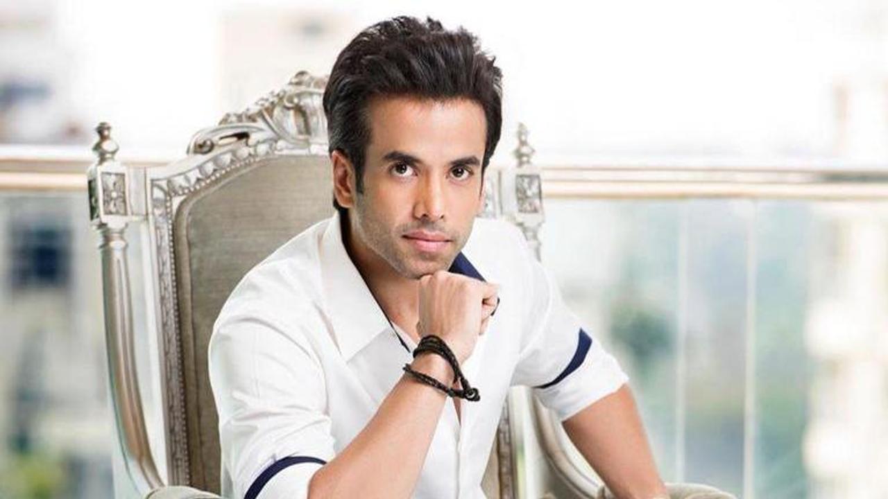 Tusshar Kapoor shares emotions of feeling a Tuesday like Monday with a quirky video