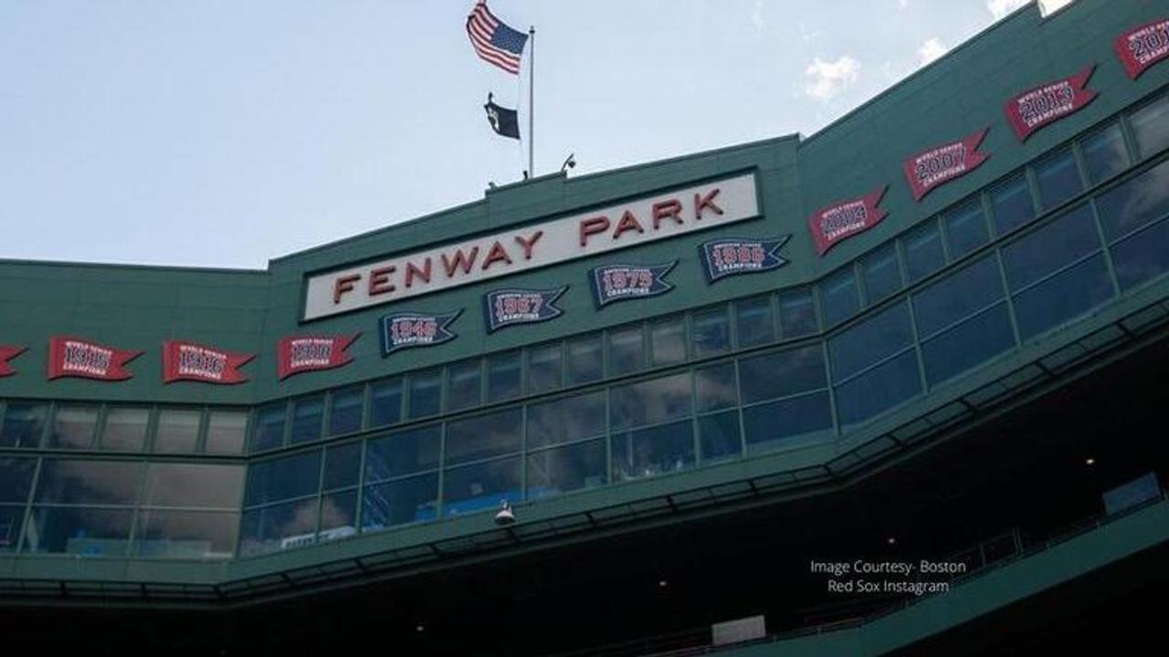 why is sweet caroline played at red sox games